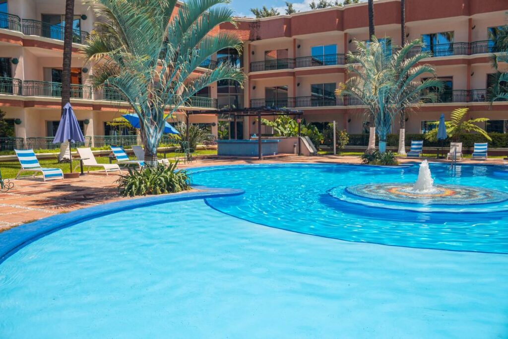 Alberca, Hotel Nekié, Hotel en Tepic Nayarit