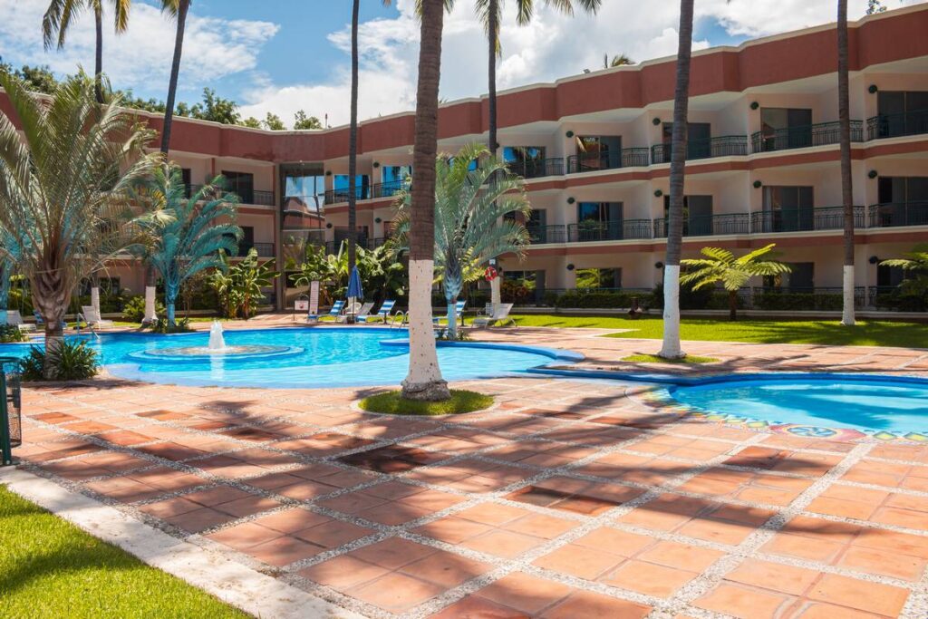 Alberca, Hotel Nekié, Hotel en Tepic Nayarit