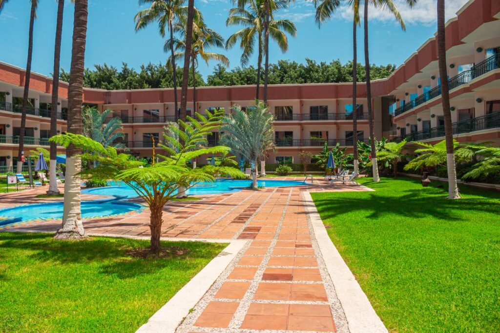 Alberca, Hotel Nekié, Hotel en Tepic Nayarit