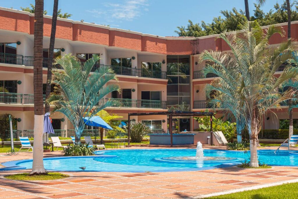Alberca, Hotel Nekié, Hotel en Tepic Nayarit